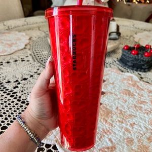 2019 VHTF Starbucks Red Embossed Hearts Valentine 24oz Venti Tumbler Cold Cup